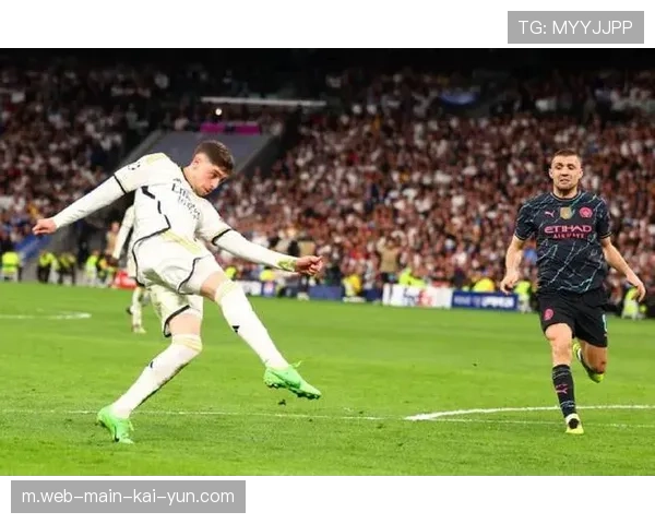 巴尔韦德22分钟戴帽主导攻防 皇马残阵零封曼城展战术韧性